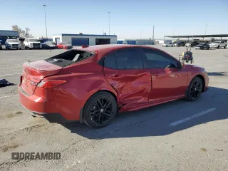 2025 Toyota Camry LE with VIN 4T1DAACK2SU098084, listed as a Copart auction lot 47142905 with 2,331 mi miles and Salvage Title. Bid and sale history available at carsss.com. Image 3.