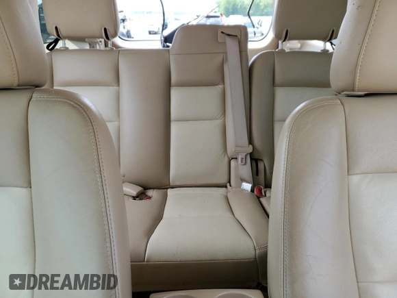 2006 Ford Explorer XLT с VIN 1FMEU63EX6UB00110, выставлен на аукционе Copart как лот 54913235 с пробегом 129 993 миль миль и Списание • Salvage title. История ставок и продаж доступна на DreamBid. Изображение 10.