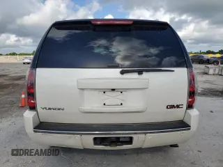2013 GMC Yukon Denali with VIN 1GKS1EEF0DR301812, listed as a Copart auction lot 70560564 with 0 mi miles and Salvage Title. Bid and sale history available at carsss.com. Image 6.