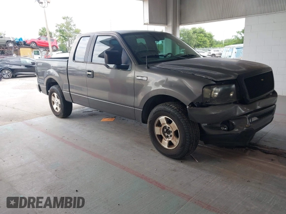 2006 Ford F-150 STX z VIN 1FTRX12W76FA79330, wystawiony jako IAAI lot #42462908 z przebiegiem 185 568 mil mil oraz . Historia ofert i sprzedaży dostępna na DreamBid. Obrazek 1.