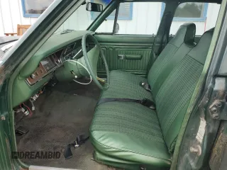 1976 Plymouth Valiant z VIN VL41C6F132520, wystawiony jako Copart lot #63045165 z przebiegiem 63 541 mil mil oraz Szkoda całkowita • Salvage title. Historia ofert i sprzedaży dostępna na DreamBid. Obrazek 7.