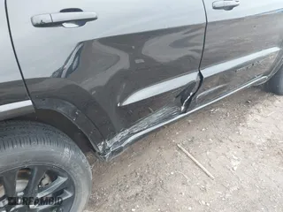 2018 Jeep Grand Cherokee Laredo E with VIN 1C4RJFAG3JC305365, listed as a IAAI auction lot 41538753 with 168,609 mi miles. Bid and sale history available at carsss.com. Image 18.