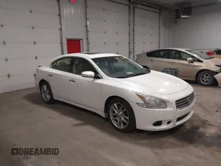 2009 Nissan Maxima SV with VIN 1N4AA51E29C842719, listed as a IAAI auction lot 41876289 with 179,775 mi miles and . Bid and sale history available at DreamBid. Image 1.