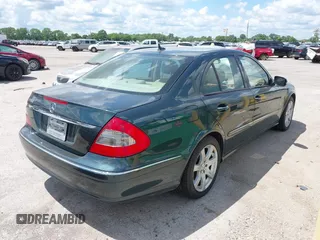 2007 Mercedes-Benz E 350 with VIN WDBUF56X27B010334, listed as a IAAI auction lot 42233993 with 100,780 mi miles and . Bid and sale history available at carsss.com. Image 4.