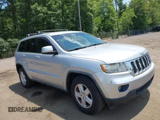 2011 Jeep Grand Cherokee Laredo с VIN 1J4RR4GG8BC530722, выставлен на аукционе IAAI как лот 42591236 с пробегом 187 913 миль миль и . История ставок и продаж доступна на DreamBid. Изображение 1.
