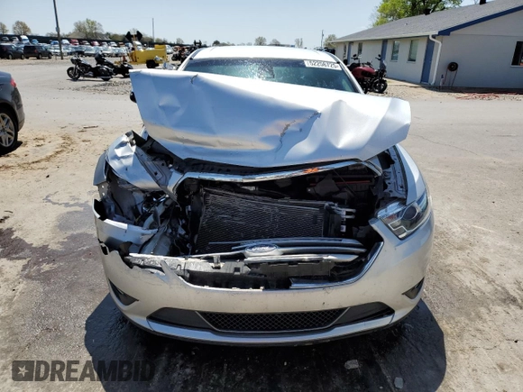 2017 Ford Taurus Limited with VIN 1FAHP2F88HG108611, listed as a Copart auction lot 52256725 with 124,226 mi miles and Salvage Title. Bid and sale history available at DreamBid. Image 5.