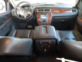 2013 Chevrolet Avalanche LTZ with VIN 3GNTKGE78DG342066, listed as a Copart auction lot 74980564 with 130,265 mi miles and Salvage Title. Bid and sale history available at DreamBid. Image 8.