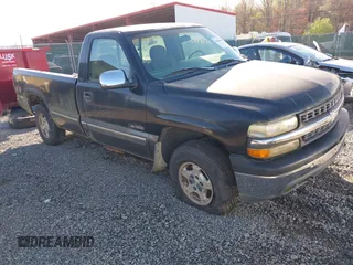 1999 Chevrolet Silverado 1500 LT with VIN 1GCEK14T8XE115517, listed as a IAAI auction lot 42094504 with 183,583 mi miles. Bid and sale history available at carsss.com. Image 1.