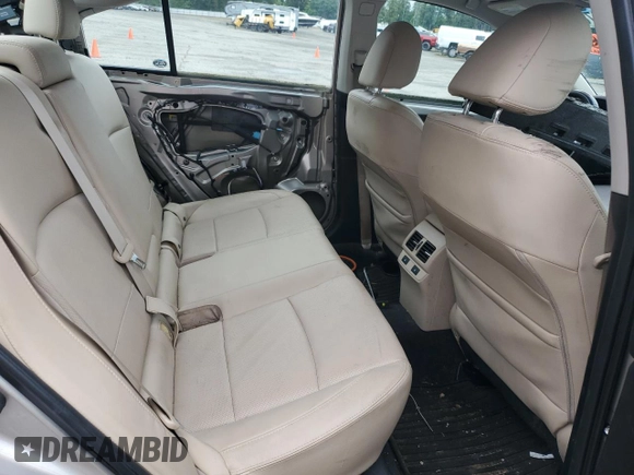 2017 Subaru Legacy Limited with VIN 4S3BNAN6XH3029271, listed as a Copart auction lot 58789775 with 44,840 mi miles and Salvage title. Bid and sale history available at DreamBid. Image 10.
