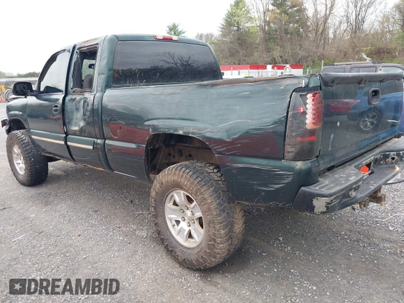 2004 Chevrolet Silverado 1500 LS with VIN 1GCEC19V54Z341512, listed as a IAAI auction lot 41930609 with 176,859 mi miles. Bid and sale history available at carsss.com. Image 3.