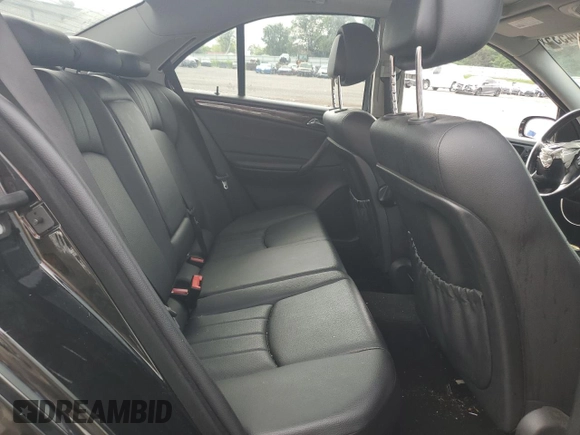 2007 Mercedes-Benz C 280 Luxury z VIN WDBRF92H77F900669, wystawiony jako Copart lot #64204535 z przebiegiem 148 412 mil mil oraz Szkoda całkowita • Salvage title. Historia ofert i sprzedaży dostępna na DreamBid. Obrazek 10.