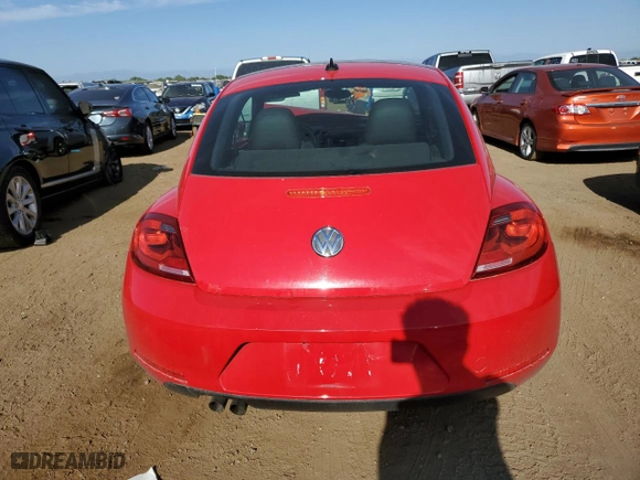 2012 Volkswagen Beetle 2.5L w/Sun PZEV with VIN 3VWJP7AT5CM645999, listed as a Copart auction lot 69668764 with 0 mi miles and Salvage Title. Bid and sale history available at carsss.com. Image 6.