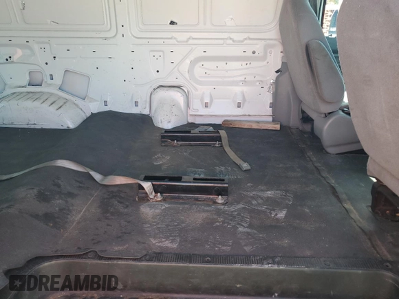 2010 Ford Econoline Cargo с VIN 1FTSS3ES2ADA35289, выставлен на аукционе Copart как лот 59536725 с пробегом 265 836 миль миль и Списание • Salvage title. История ставок и продаж доступна на DreamBid. Изображение 11.