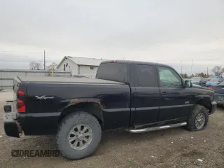 2003 Chevrolet Silverado SS z VIN 2GCEK19N931307065, wystawiony jako Copart lot #43430475 z przebiegiem 167 971 mil mil oraz Czysty tytuł • Clean title. Historia ofert i sprzedaży dostępna na DreamBid. Obrazek 3.