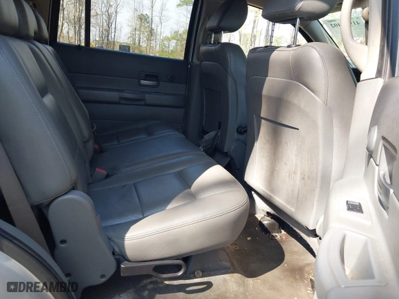 2005 Dodge Durango SLT with VIN 1D4HD48N95F524639, listed as a IAAI auction lot 41909402 with 160,124 mi miles. Bid and sale history available at carsss.com. Image 8.