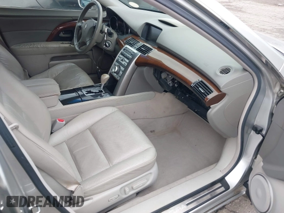 2005 Acura RL с VIN JH4KB16595C017766, выставлен на аукционе IAAI как лот 42209022 с пробегом 225 862 миль миль и . История ставок и продаж доступна на DreamBid. Изображение 5.
