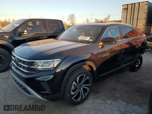 2021 Volkswagen Atlas SEL Premium z VIN 1V2TC2CA0MC204403, wystawiony jako Copart lot #83546004 z przebiegiem 30 314 mil mil oraz Szkoda całkowita • Salvage title. Historia ofert i sprzedaży dostępna na DreamBid. Obrazek 1.