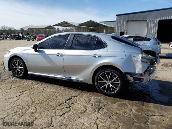 2021 Toyota Camry SE Nightshade with VIN 4T1G11AK0MU574402, listed as a Copart auction lot 42686075 with 53,179 mi miles and Salvage Title. Bid and sale history available at carsss.com. Image 2.