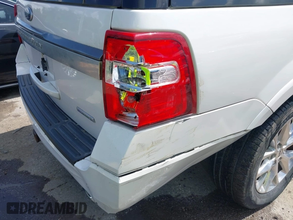 2017 Ford Expedition Limited with VIN 1FMJU1KT2HEA36613, listed as a IAAI auction lot 42431208 with 154,477 mi miles and . Bid and sale history available at DreamBid. Image 6.