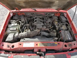 2002 Ford Ranger XL Fleet с VIN 1FTZR45E32PB01620, выставлен на аукционе Copart как лот 49303085 с пробегом 299 155 миль миль и Списание • Salvage title. История ставок и продаж доступна на DreamBid. Изображение 12.