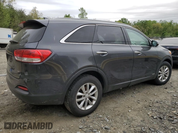 2017 Kia Sorento LX with VIN 5XYPGDA38HG327987, listed as a Copart auction lot 53922925 with 134,047 mi miles and Clean Title. Bid and sale history available at carsss.com. Image 3.
