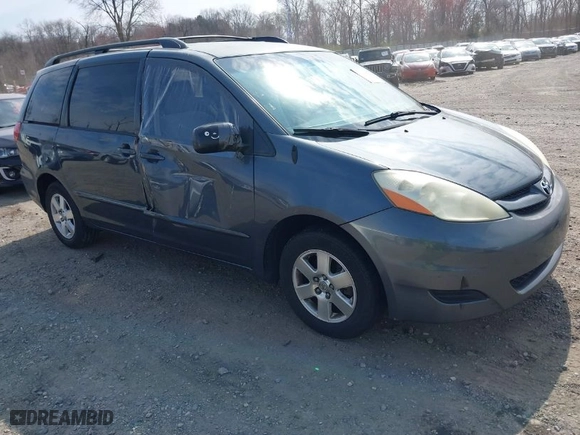 2006 Toyota Sienna CE with VIN 5TDZA23C06S403455, listed as a IAAI auction lot 41889225 with 214,029 mi miles. Bid and sale history available at carsss.com. Image 1.