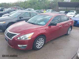 2013 Nissan Altima 2.5 SL with VIN 1N4AL3AP3DN583090, listed as a IAAI auction lot 41905701 with 184,104 mi miles. Bid and sale history available at carsss.com. Image 2.