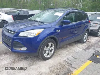 2014 Ford Escape SE z VIN 1FMCU9G94EUD88632, wystawiony jako IAAI lot #42257383 z przebiegiem 150 934 mil mil oraz . Historia ofert i sprzedaży dostępna na DreamBid. Obrazek 2.