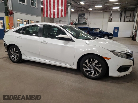 2017 Honda Civic EX z VIN 19XFC2F7XHE003170, wystawiony jako Copart lot #57620105 z przebiegiem 231 942 mil mil oraz Szkoda całkowita • Salvage title. Historia ofert i sprzedaży dostępna na DreamBid. Obrazek 4.