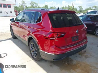2023 Volkswagen Tiguan SE с VIN 3VVNB7AX4PM073529, выставлен на аукционе IAAI как лот 42393112 с пробегом 40 250 миль миль и . История ставок и продаж доступна на DreamBid. Изображение 3.