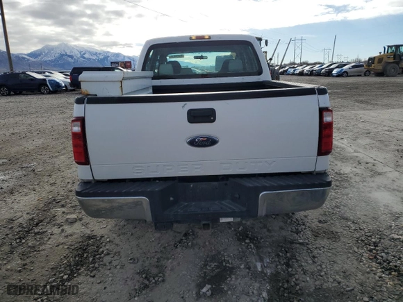 2008 Ford Super Duty F-250 SRW XL with VIN 1FTSW21Y28EB35230, listed as a Copart auction lot 86930534 with 103,332 mi miles and Clean Title. Bid and sale history available at carsss.com. Image 6.