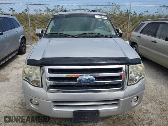 2010 Ford Expedition EL SSV with VIN 1FMJK1F51AEA13556, listed as a Copart auction lot 73652624 with 95,210 mi miles and Non Repairable. Bid and sale history available at carsss.com. Image 5.