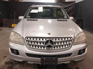2006 Mercedes-Benz M 350 with VIN 4JGBB86E56A083539, listed as a IAAI auction lot 42172585 with 130,514 mi miles and . Bid and sale history available at DreamBid. Image 12.