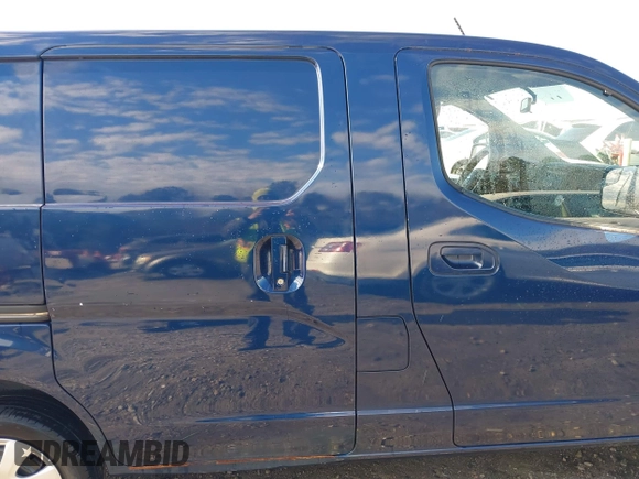 2013 Nissan NV200 SV z VIN 3N6CM0KN9DK693656, wystawiony jako IAAI lot #41297500 z przebiegiem 187 330 mil mil oraz . Historia ofert i sprzedaży dostępna na DreamBid. Obrazek 14.