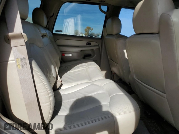 2002 Chevrolet Tahoe Z71 with VIN 1GNEK13Z72R209970, listed as a Copart auction lot 82151364 with 342,869 mi miles and Salvage Title. Bid and sale history available at carsss.com. Image 11.