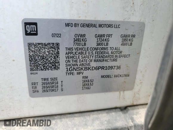 2023 Chevrolet Suburban LS z VIN 1GNSKBKD6PR109736, wystawiony jako Copart lot #54401815 z przebiegiem 26 871 mil mil oraz Szkoda całkowita • Salvage title. Historia ofert i sprzedaży dostępna na DreamBid. Obrazek 13.
