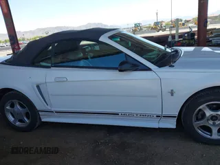 2001 Ford Mustang Deluxe с VIN 1FAFP44491F229968, выставлен на аукционе IAAI как лот 42304205 с пробегом 180 951 миль миль и . История ставок и продаж доступна на DreamBid. Изображение 14.