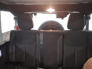 2017 Jeep Wrangler Unlimited Sahara z VIN 1C4BJWEG6HL531793, wystawiony jako Copart lot #63341115 z przebiegiem 154 615 mil mil oraz Czysty tytuł • Clean title. Historia ofert i sprzedaży dostępna na DreamBid. Obrazek 10.