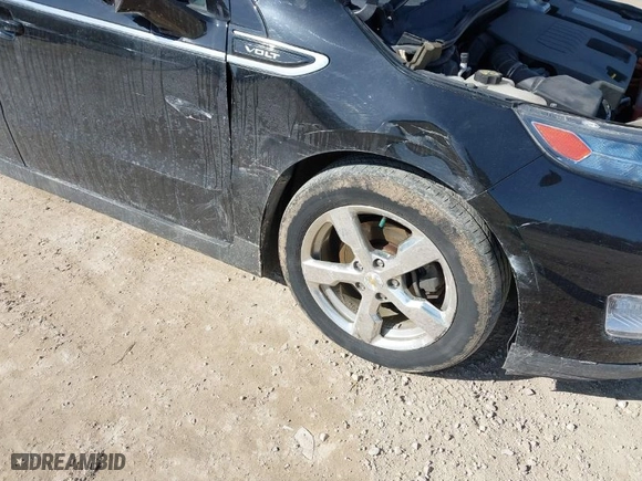 2011 Chevrolet Volt with VIN 1G1RD6E44BU100469, listed as a IAAI auction lot 41749871 with 163,903 mi miles. Bid and sale history available at carsss.com. Image 6.