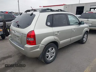 2007 Hyundai Tucson SE with VIN KM8JN72D47U492545, listed as a IAAI auction lot 41727816 with 203,065 mi miles and . Bid and sale history available at DreamBid. Image 4.