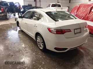 2018 Acura ILX with VIN 19UDE2F31JA007939, listed as a IAAI auction lot 41283196 with 52,252 mi miles and . Bid and sale history available at DreamBid. Image 3.