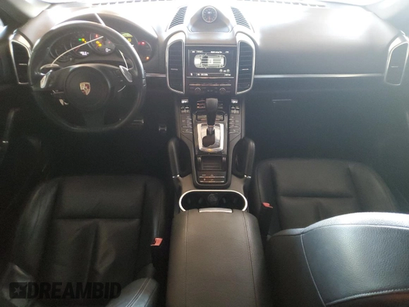2012 Porsche Cayenne S Hybrid z VIN WP1AE2A27CLA92565, wystawiony jako Copart lot #82221214 z przebiegiem 130 210 mil mil oraz Szkody całkowita. Historia ofert i sprzedaży dostępna na DreamBid. Obrazek 8.