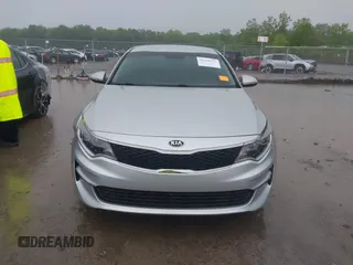2016 Kia Optima LX z VIN 5XXGT4L37GG010780, wystawiony jako IAAI lot #42320573 z przebiegiem 154 662 mil mil oraz . Historia ofert i sprzedaży dostępna na DreamBid. Obrazek 12.