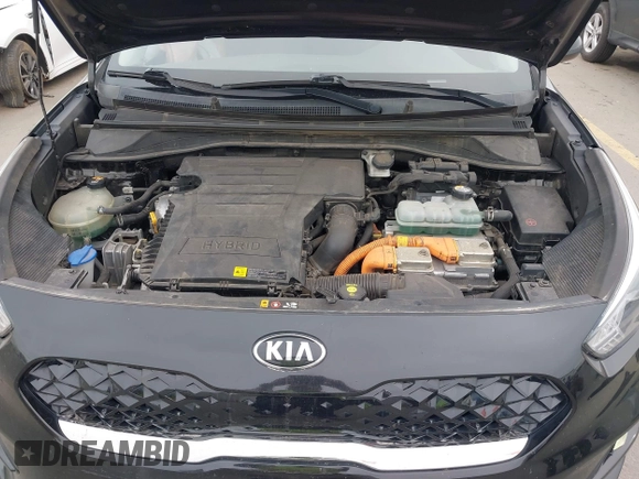 2020 Kia Niro LXS with VIN KNDCB3LC6L5369757, listed as a IAAI auction lot 41461384 with 143,926 mi miles. Bid and sale history available at carsss.com. Image 10.