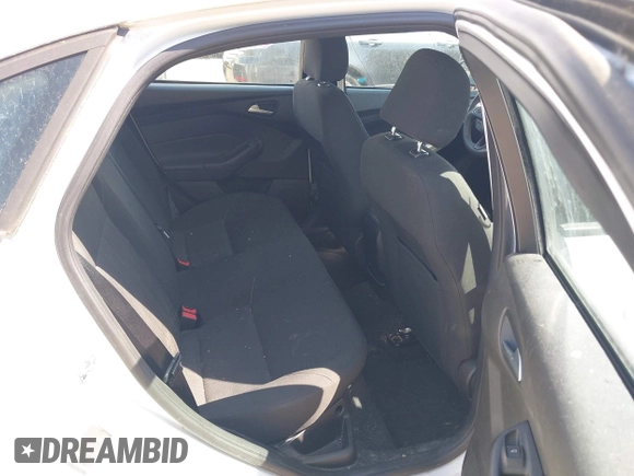 2016 Ford Focus SE with VIN 1FADP3F2XGL354565, listed as a IAAI auction lot 41590623 with 120,047 mi miles. Bid and sale history available at carsss.com. Image 8.