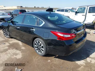 2016 Nissan Altima SR z VIN 1N4AL3AP8GC292164, wystawiony jako IAAI lot #42053545 z przebiegiem 99 743 mil mil oraz . Historia ofert i sprzedaży dostępna na DreamBid. Obrazek 3.