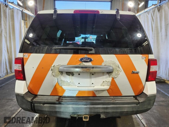 2011 Ford Expedition XL with VIN 1FMJU1G50BEF49196, listed as a IAAI auction lot 42847266 with 302,687 mi miles and . Bid and sale history available at DreamBid. Image 36.