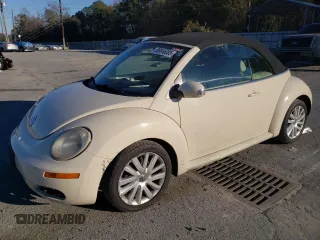 2009 Volkswagen Beetle S with VIN 3VWRF31Y89M409768, listed as a Copart auction lot 88046085 with 150,988 mi miles and Salvage Title. Bid and sale history available at DreamBid. Image 1.