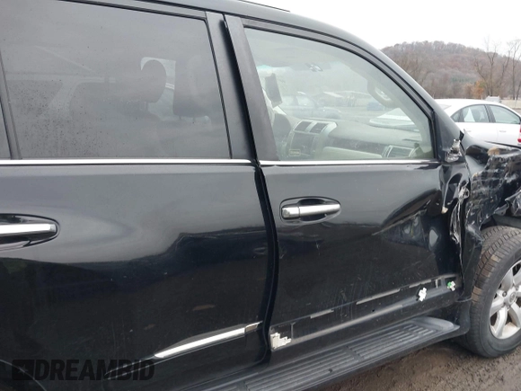 2013 Lexus GX 460 with VIN JTJBM7FX8D5062214, listed as a IAAI auction lot 40712576 with Not Provided miles and . Bid and sale history available at DreamBid. Image 16.