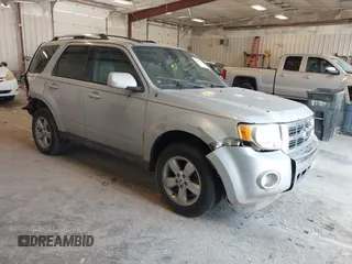 2011 Ford Escape Limited с VIN 1FMCU0EG3BKB39596, выставлен на аукционе IAAI как лот 42622102 с пробегом 179 758 миль миль и . История ставок и продаж доступна на DreamBid. Изображение 1.